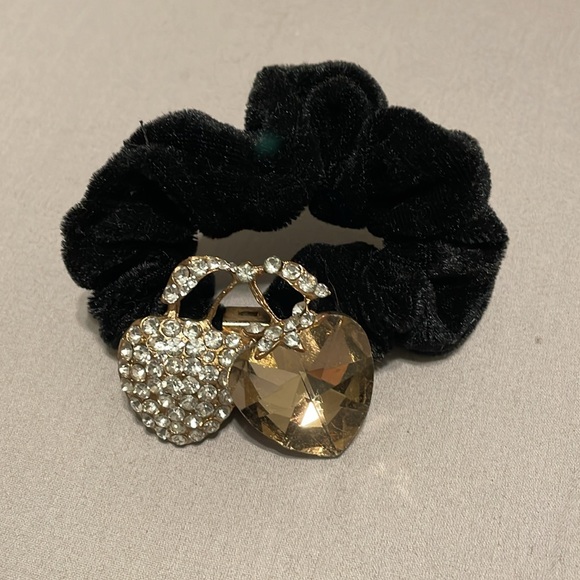 Nibia Accessories - Velvet Scrunchy with Diamonds and Crystal